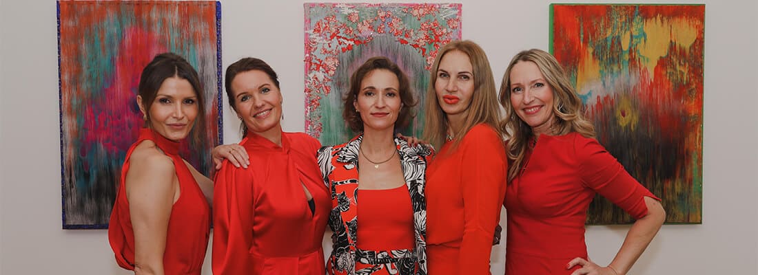 Vernissage Female Artweek